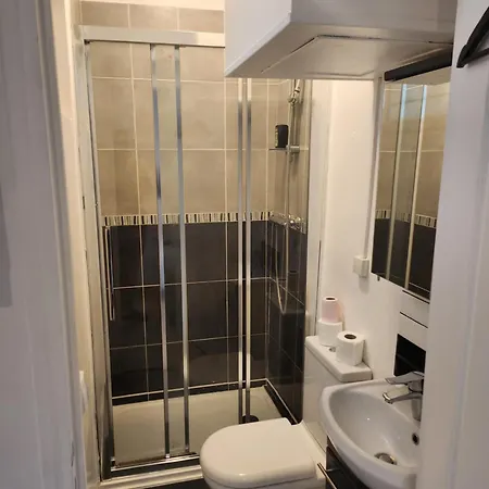 Maison * باريس